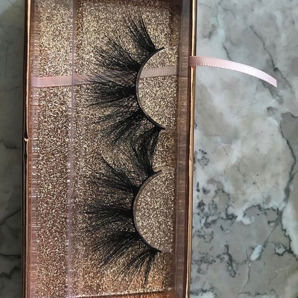LASH TYPE ‘INDIE’ I.L.I 25MM MINK LASHES
